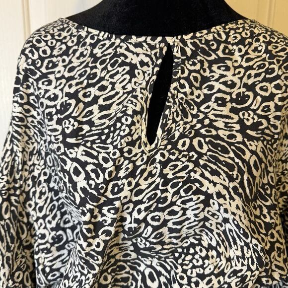 Michael Kors 100% Silk Blouse M | Black White Animal Print Balloon Sleeve Top - Picture 9 of 9